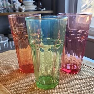 Vintage Collectible Glassware Set Of 3 Colorful Tumblers Tea Glasses